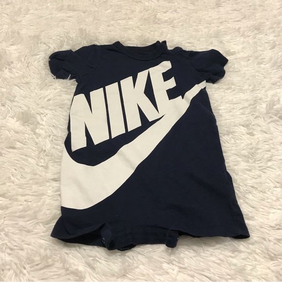 Nike | Blue tee Onesie for babies sz 6-9 mos, navy - Picture 10 of 11